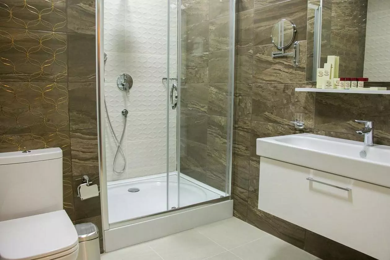 RICH _ SHABAVIZ (3).jpg